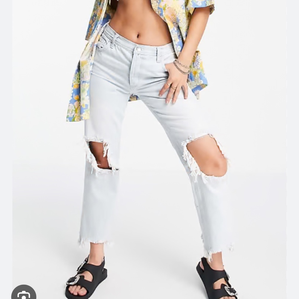 We The Free Light Blue Ripped Ankle Jeans